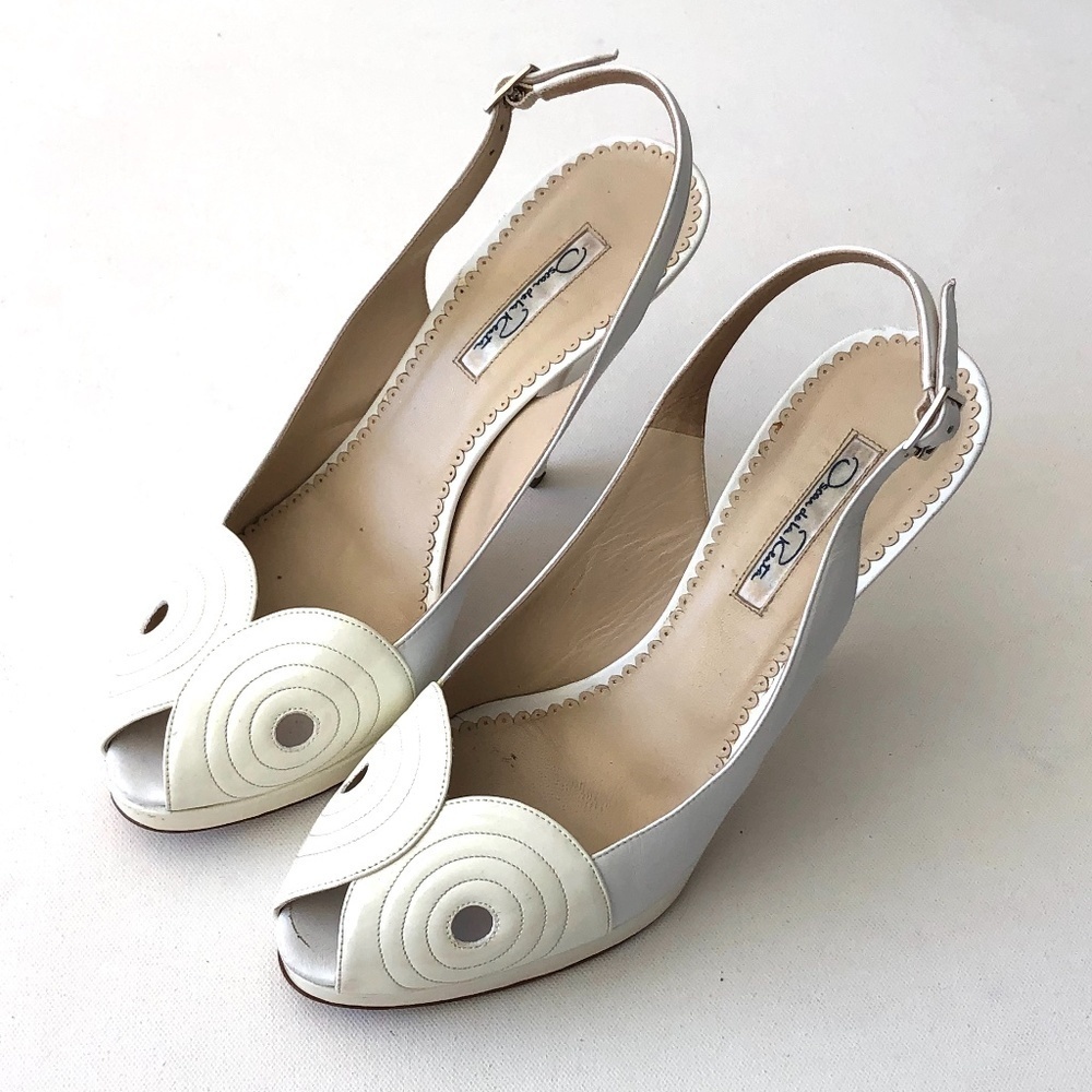 Oscar De La Renta White Pump Heels Size 41/11